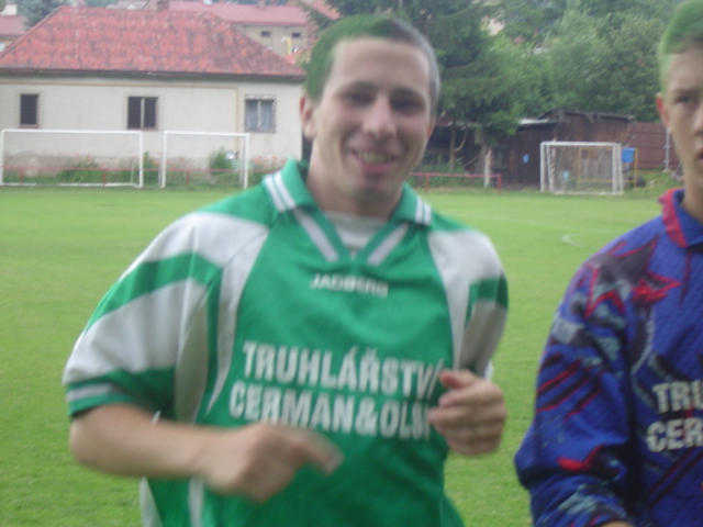Kubič a půlka líčka.JPG
